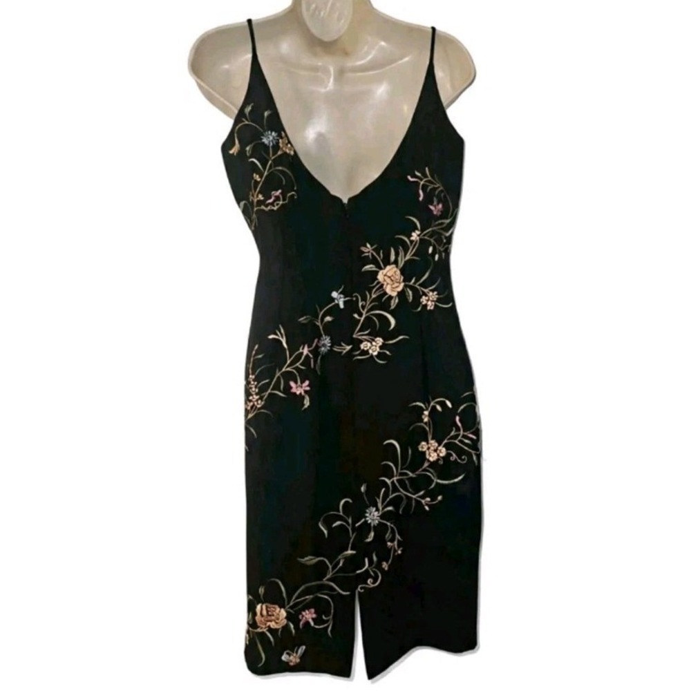 MAGGY LONDON PETITES Black Embroidered‎ Floral Sleeveless Sheath Dress Womens 8P - Picture 2 of 5